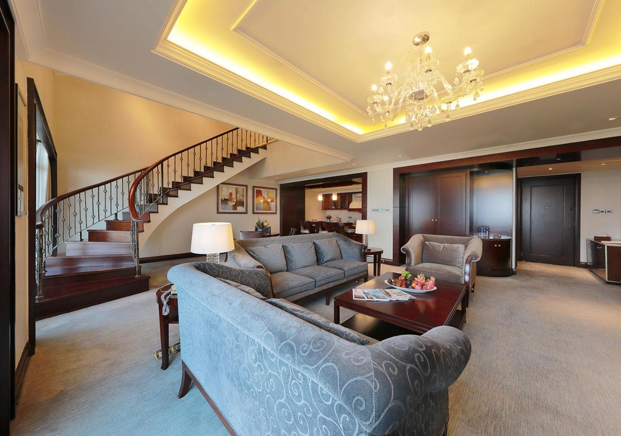 Howard Johnson Riverfront Plaza Fuzhou Fuzhou  Zewnętrze zdjęcie